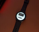 La Lige Smartwatch d'Aliexpress sur le bureau