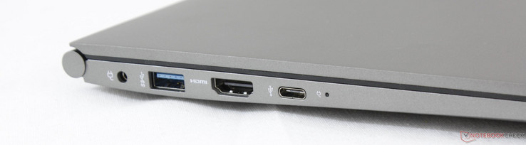 Côté gauche : entrée secteur, USB 3.0, HDMI, USB C 3.0 Gen. 1.