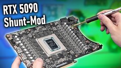 RTX 5090 modifiée (image source : der8auer YouTube channel)