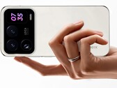 Une fuite a partagé des croquis des appareils photo de quatre téléphones phares chinois à venir et a révélé une caractéristique commune. (Source de l'image : @Ace100xd)