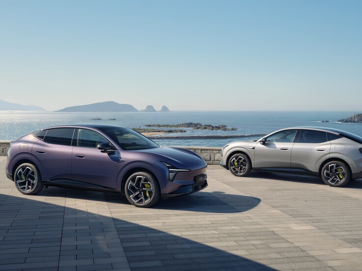 Le modèle LO3, disponible dans les coloris « phantom purple » et « rock gray »