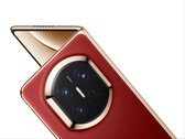 Huawei Mate X7 en couleur Nebula Red.