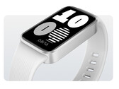 Le Redmi Band 4 coûte environ 25 $. Sur l’image : une photo promotionnelle retouchée présentant le coloris blanc.