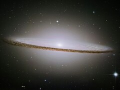 Image montrant la galaxie Sombrero.