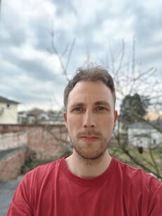Un selfie avec la caméra intérieure 