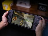 Les Joy-Cons M12S de Mobapad améliorent la prise en main, comme le montre notre test.