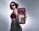 La coque Ugreen Magic E Ink Screen Case ajoute un écran à l'arrière de l'iPhone 18 Pro pour afficher des photos.