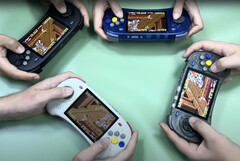 Les Anbernic RG ARC-D et RG ARC-S sont dotés d'une connectivité Wi-Fi pour les jeux multijoueurs. (Source de l'image : Anbernic)