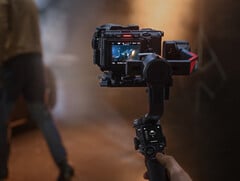 Pour l'instant, la RS 5 n'a été présentée qu'en une seule couleur, à l'image de la RS 4 Pro montrée ici. (Source de l'image : DJI)