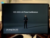Si le LG Rollable est toujours en vie, il ne tient qu'à un fil. (Image : LG)