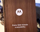 Motorola semble avoir un nouveau pli qui attend dans les coulisses. (Source de l'image : Alex Maxham)