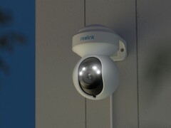 La caméra de sécurité Reolink E1 Outdoor Pro prend en charge le Wi-Fi 6 à double bande (Source de l&#039;image : Reolink)
