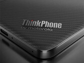 Le ThinkPhone 25 est essentiellement un Edge 50 Neo modifié. (Source de l'image : Motorola)