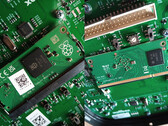 Le Raspberry Pi Compute Module 3E est une autre alternative au Compute Module 3+, après le Compute Module 4S. (Image source : @PiOCKET)