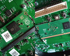 Le Raspberry Pi Compute Module 3E est une autre alternative au Compute Module 3+, après le Compute Module 4S. (Image source : @PiOCKET)