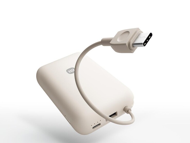 La banque d'alimentation est dotée d'un câble USB-C intégré et de ports USB-C et USB-A supplémentaires