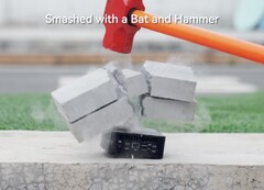 Vous avez déjà eu envie d&#039;écraser votre mini-PC avec un marteau ? Geekom l&#039;a sûrement fait. (Source de l&#039;image : Geekom via X)