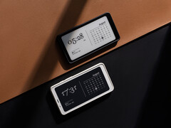 Le ONYX BOOX Palma dans ses options de couleur noire et blanche. (Source de l'image : ONYX)