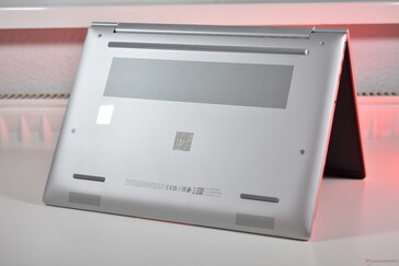 HP EliteBook 8 G1a 14 : couvercle inférieur