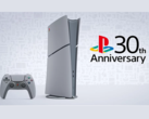 La console et la manette Sony PlayStation 30th Anniversary limited edition en photo (source d'image : PlayStation Direct)