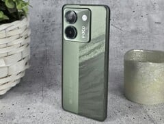 Revue du Poco M7 Pro 5G. (Source de l&#039;image : Marcus Herbrich)