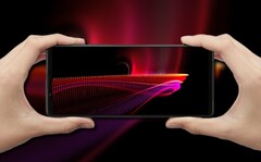 Le Sony Xperia 1 III est équipé d&#039;un écran OLED 4K HDR avec une fréquence de rafraîchissement de 120 Hz. (Image source : Sony/Best Buy - édité)