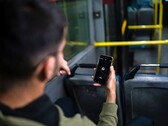 WhatsApp travaille sur la prise en charge de Passkey pour iOS. (Source : Viralyft on Unsplash)