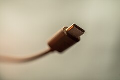 Apple pourrait finalement abandonner Lightning au profit de l&#039;USB-C avec les iPhones de l&#039;année prochaine. (Source : Marcus Urbenz sur Unsplash)