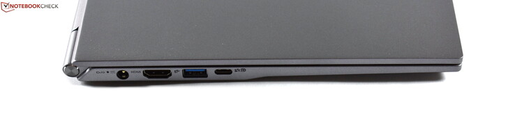 Côté gauche : entrée secteur, HDMI, USB A 3.1 Gen 2, USB C 3.1 Gen 2.