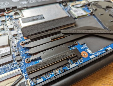 Espace vide entre le CPU et le ventilateur pour l'option GeForce MX550