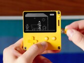 Le Playdate est enfin en stock, deux ans après son lancement. (Image : Panic)