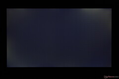 Le saignement du rétroéclairage est très visible sur notre appareil de test Gram Book 15