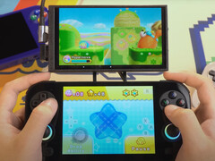 Anbernic a présenté un jeu à double écran pour la Nintendo DS sur quelques ordinateurs de poche récents, dont le RG476H illustré. (Source de l&#039;image : Anbernic)