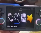Il semble qu'Anbernic prévoie de sortir bientôt un autre ordinateur de poche de 4 pouces. (Source de l'image : BiliBili)