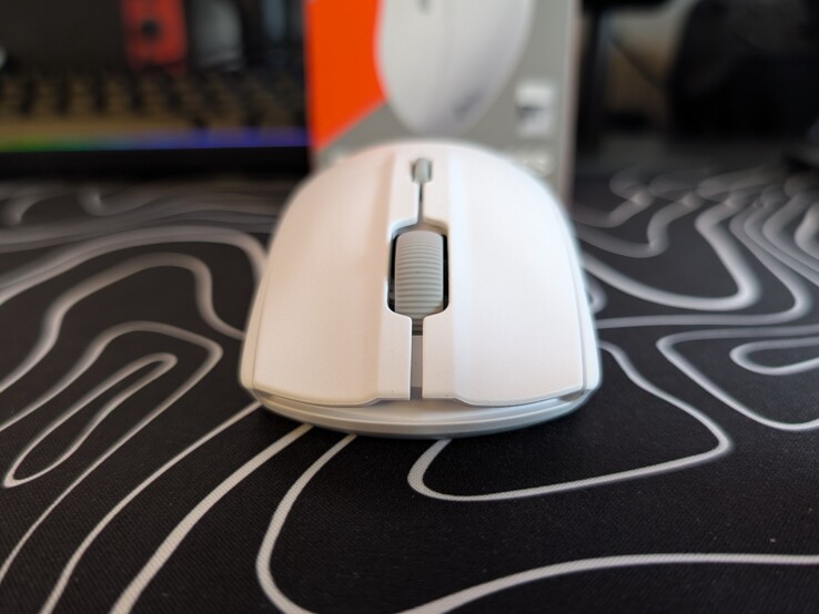 Profil avant du SteelSeries Rival 3 Wireless Gen 2.