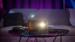 Le Philips Screeneo GamePix 900 (photo) est désormais disponible aux États-Unis. (Source de l'image : Philips)