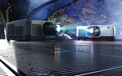 Les projecteurs NEC PA1405UL et NEC PA1705UL de Sharp ont une luminosité de pointe de 17 000 lumens. (Image source : Sharp)