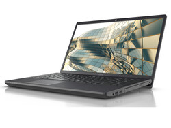 Le Fujitsu Lifebook A3510 (FPC04905BP), unité de test fournie par cyberport