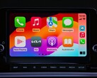 Écran d'accueil CarPlay avec les icônes d'applications sur l'écran tactile d'une Kia