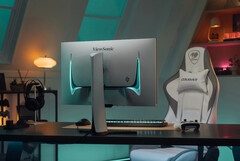 Le ViewSonic XG272-2K-OLED coûte un peu plus cher en Europe et au Royaume-Uni qu'aux Etats-Unis. (Source de l'image : ViewSonic)