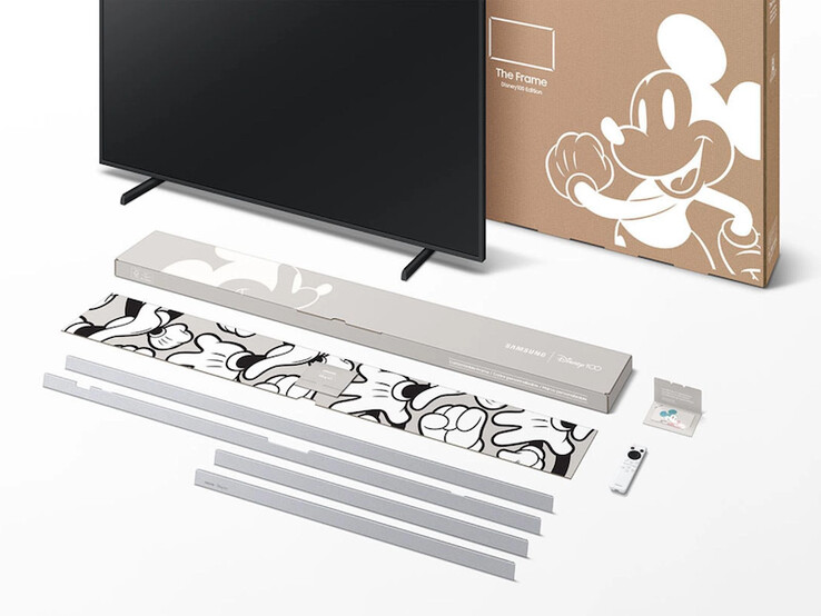 Le téléviseur Samsung The Frame Disney100 Edition est doté d'un cadre et d'une télécommande en platine. (Source : Samsung)