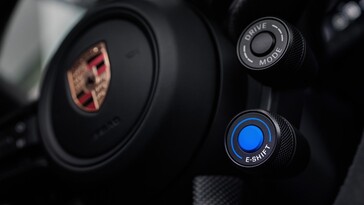 Bouton E-Shift de la Porsche Taycan 2027.