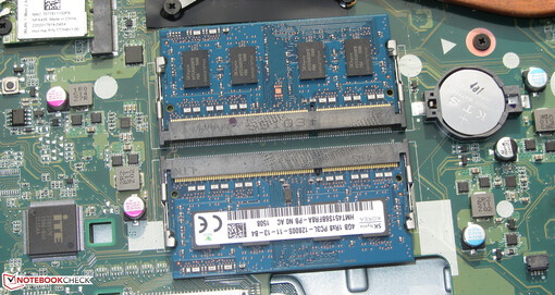 L'une des raisons de ces hausses de prix est la mémoire vive (RAM), comme on peut le voir ici sur l'Acer Aspire E5.