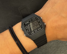 La Casio F-B100W-1BJF (photo) au poignet.