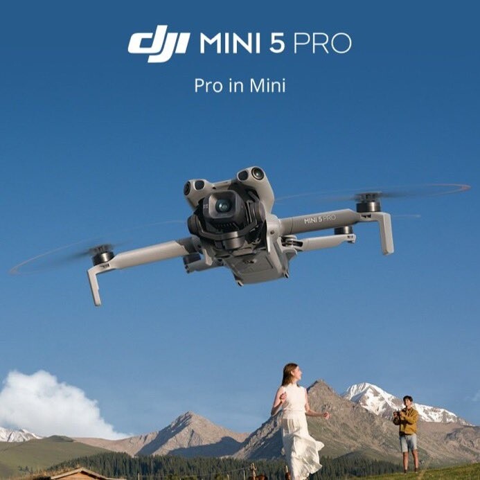 Une affiche promotionnelle du DJI Mini 5 Pro a récemment fait l'objet d'une fuite (source : DJI)