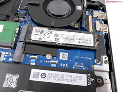 2 emplacements pour SSD PCIe 4.0 x4