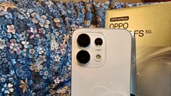 L'Oppo Reno 16 FS est équipé d'un excellent système photographique, mais vous devrez en contrepartie accepter certains compromis.