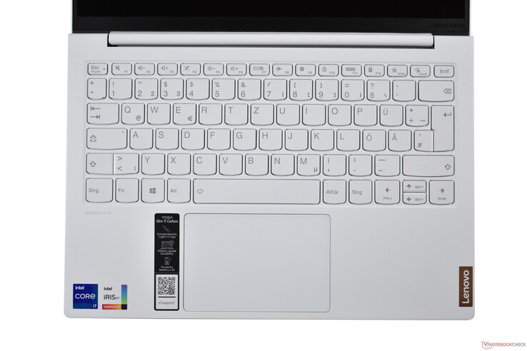 Lenovo Yoga Slim 7i Carbon : Zone du clavier