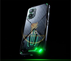 L'Infinix GT 50 Pro 5G présente un design inhabituel avec un éclairage LED vert.