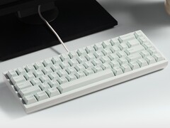 Le Keychron Q16 HE 8K est le premier clavier entièrement en céramique. (Source de l'image : Keychron)
